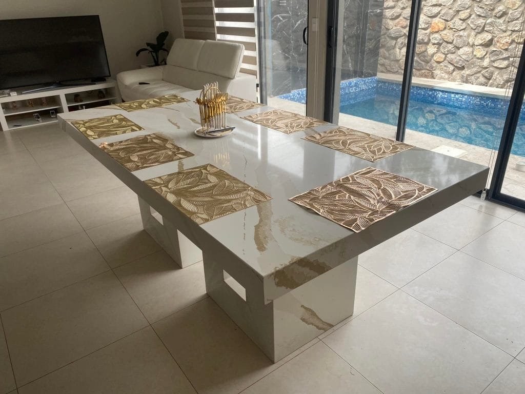 Mable look quartz calacatta dinner table