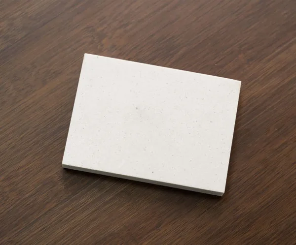 QUARTZ STONE SNOW WHITE