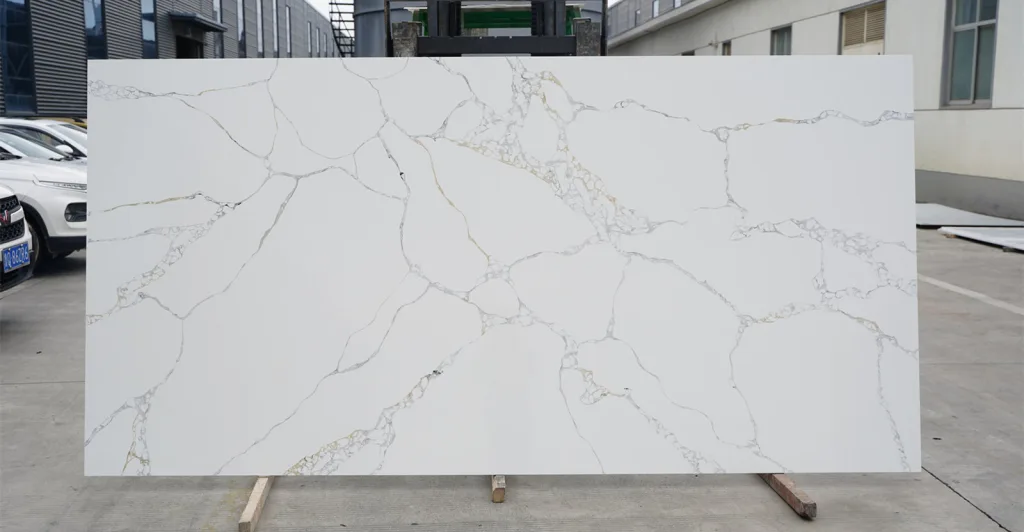 Calacatta 9002 - Horizon Quartz