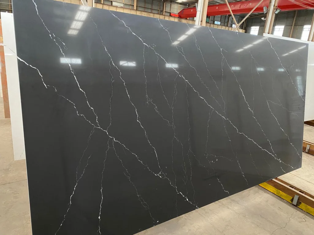 Calacatta Black - Horizon Quartz