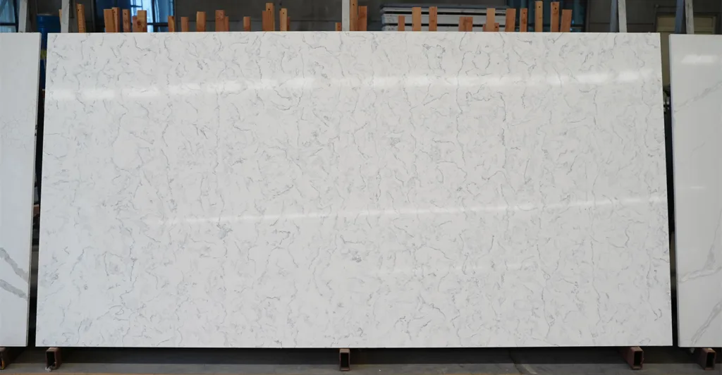 Carrara New 7002 - Horizon Quartz