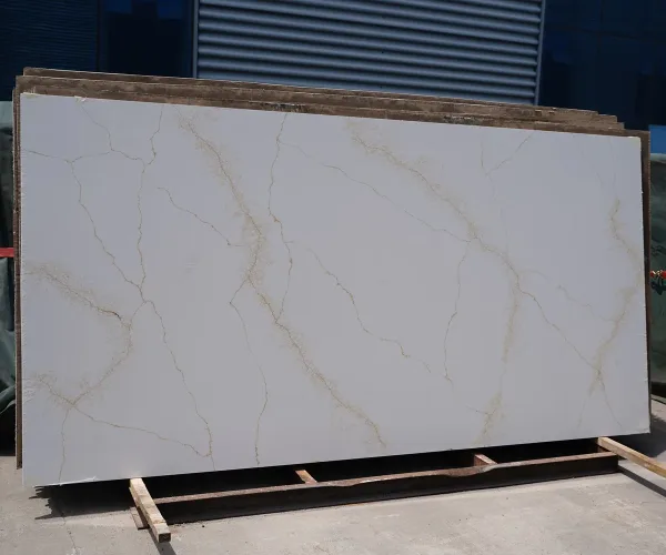 Quartz Calacatta 6117 Horizon
