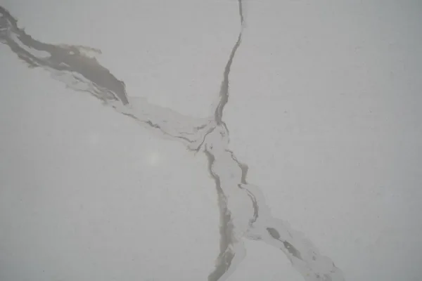 Quartz Calacatta 6828 Detail 1 Horizon