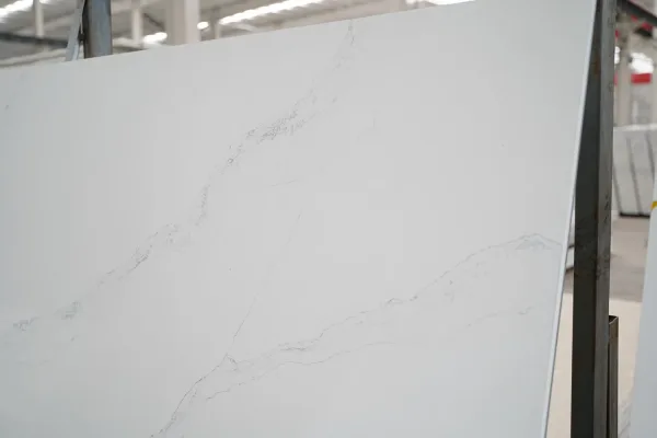 Quartz Calacatta 6836 Detail 1 Horizon