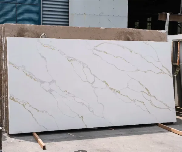 Quartz Calacatta 8008 Gold Horizon