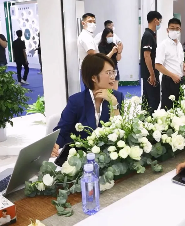 Ceo of Horizon Quartz Trading Department