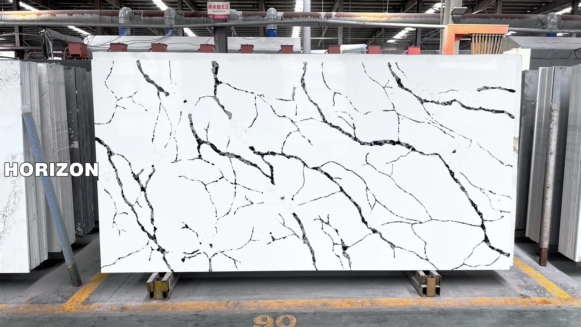 Quartz Calacatta 6033 With Black Veins