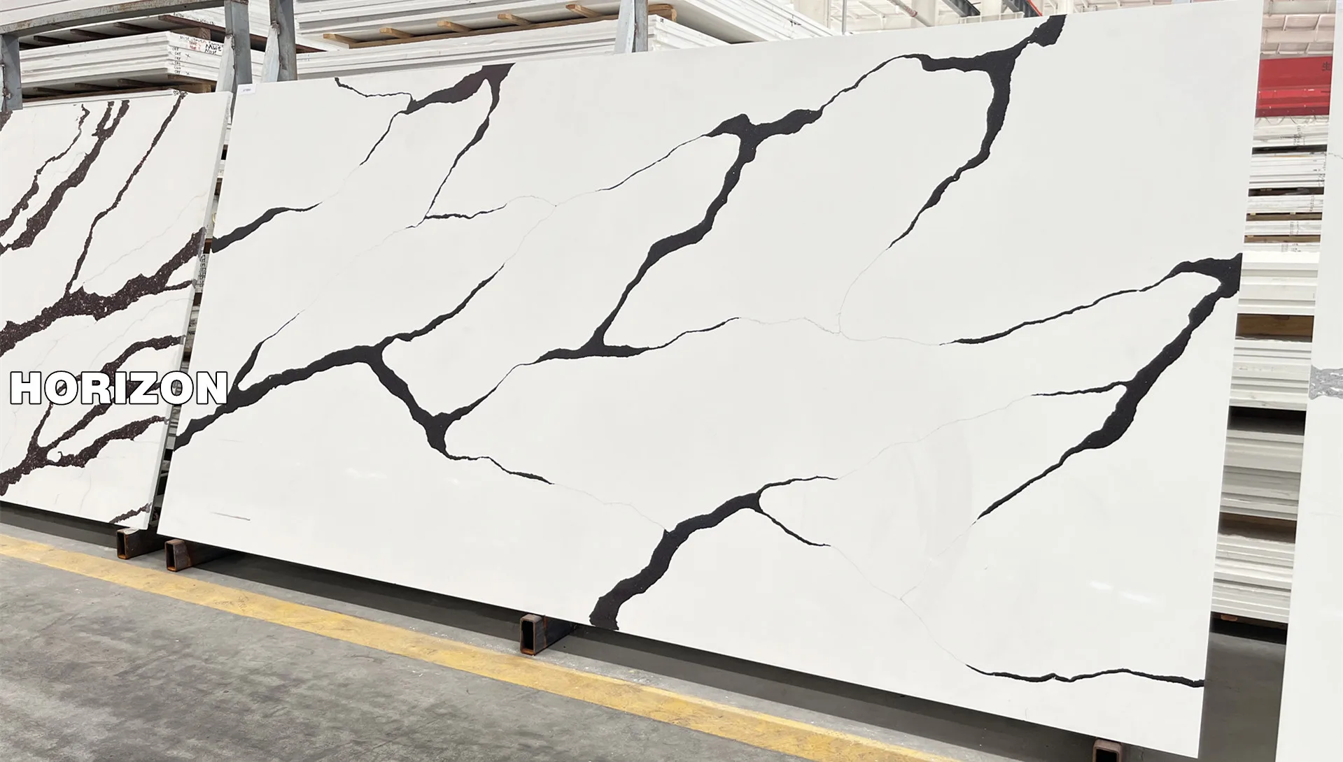 Quartz Calacatta 6738 With Black Veins