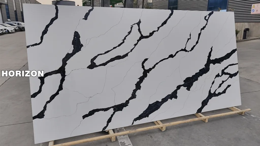 Quartz Calacatta 6853 With Black Veins